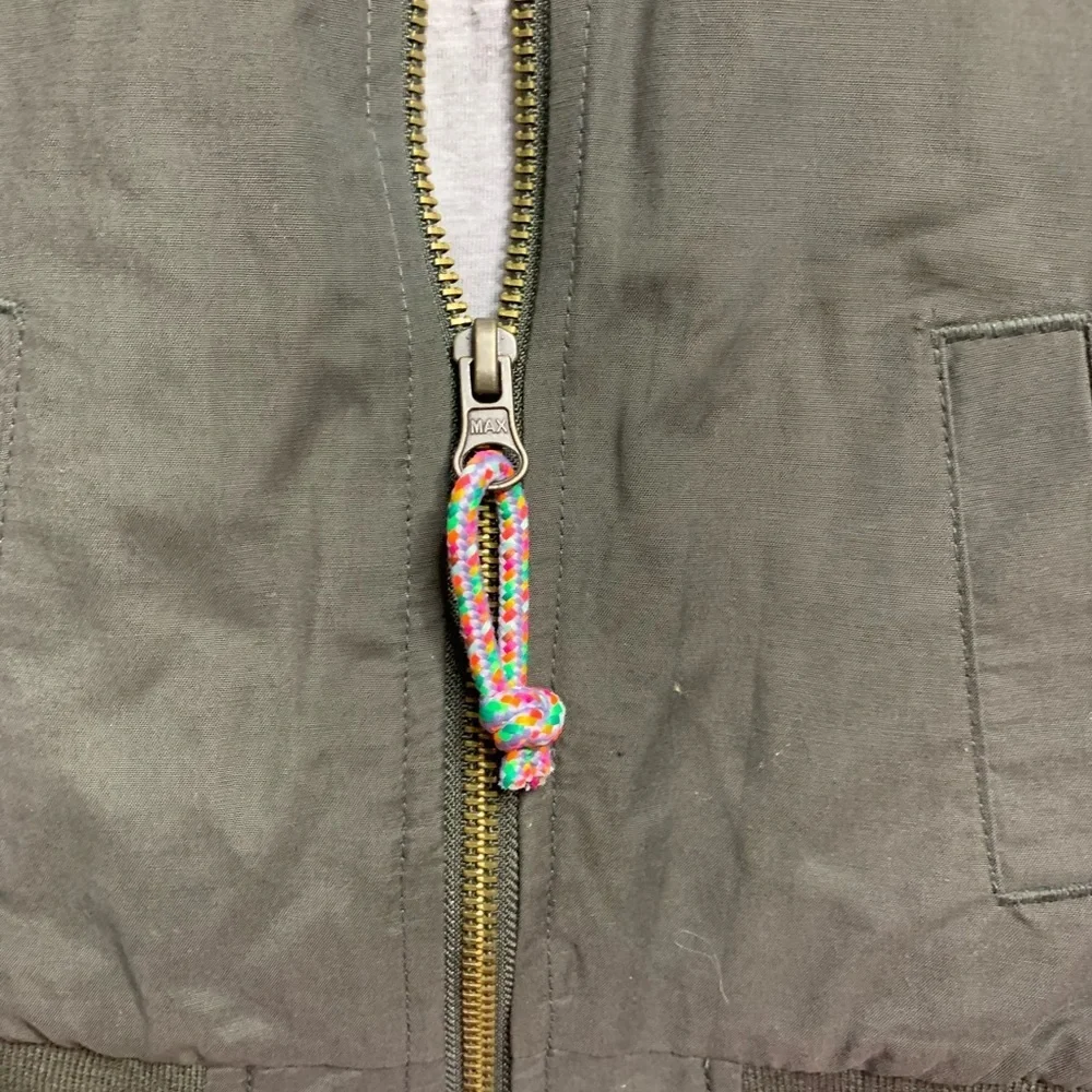 Cat & Jack Olive Green Jacket. Ruffle detail. Great Condition. Size 5